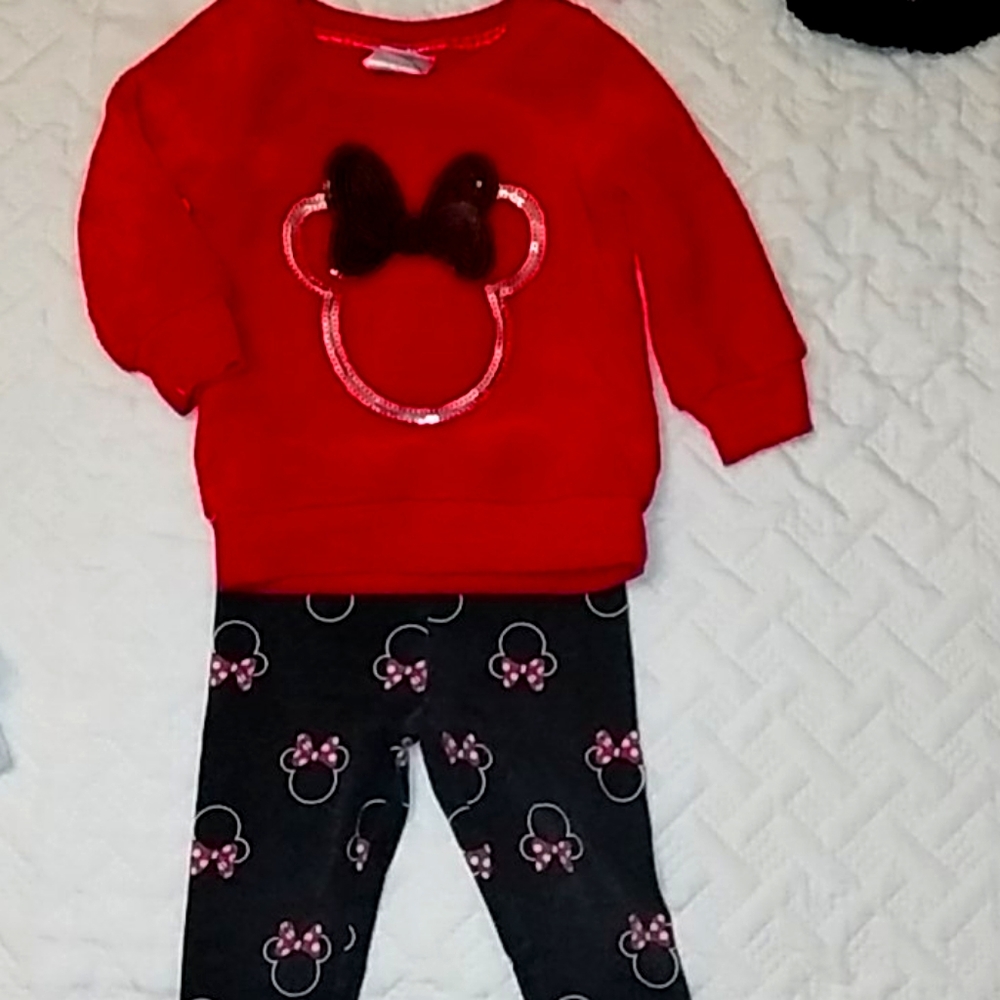 Minnie mouse outfit